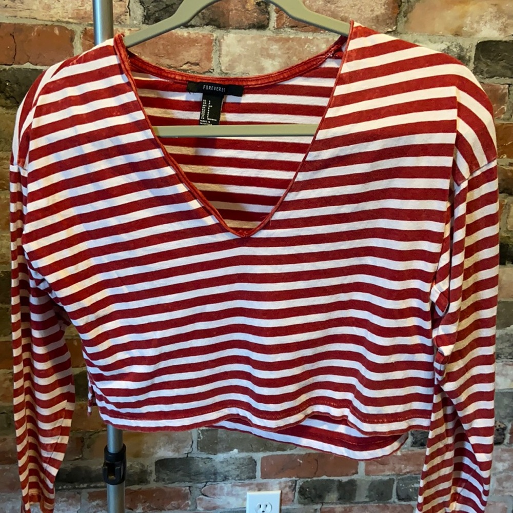One sleeve crop top